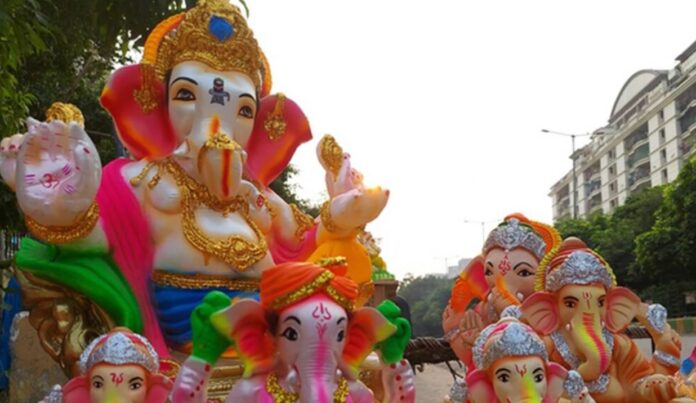 गणपती३