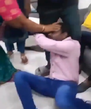 ००८७