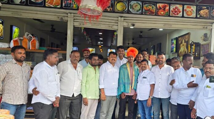 Atpadi:-Election-of-Shivaji-Dombale-of-Umbargaon-as-police-officer;-Greetings-from-Bramhanand-Padalkar