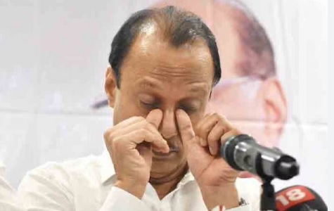 अजित ३