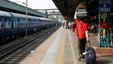 रेल्वे३