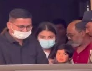 अनुष्का अकाय