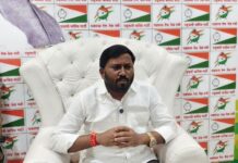 VIdeo : व्हीप झुगारून मतदान; विनायकराव मासाळ यांची भूमिका अखेर स्पष्ट ; “शिवसेनेसोबत आघाडी केली म्हणूनच भाजप-शिवसेनेला मतदान” – पत्रकार परिषदेत खुलासा