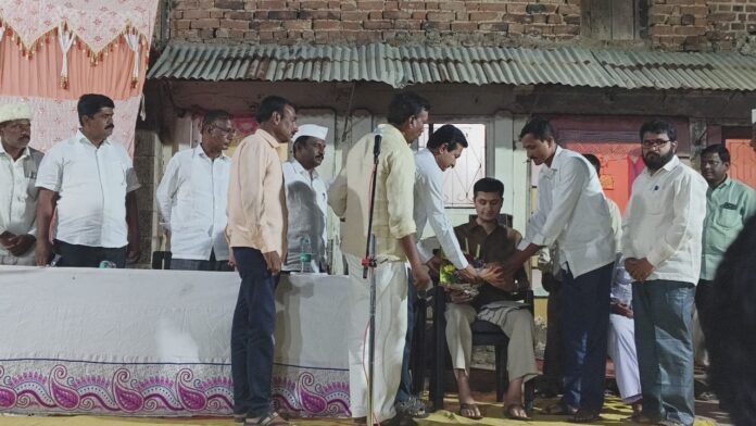 हिम्मत असेल तर मुलांच्या डोक्यावर हात ठेवून शपथ घ्या!